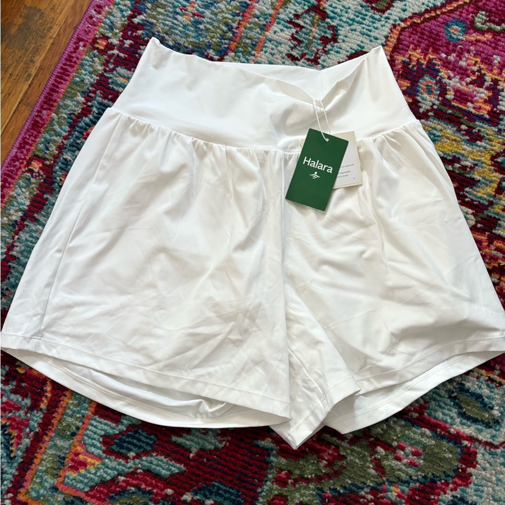 HALARA Women's White Skorts